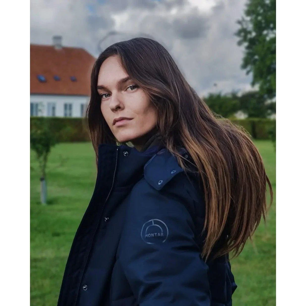 Montar Dicte Short Jacket - Image 11